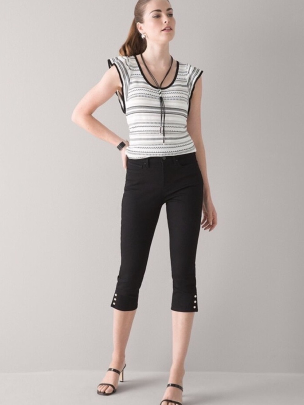 NWOT WHBM High Rise Button Hem Slim Capri
